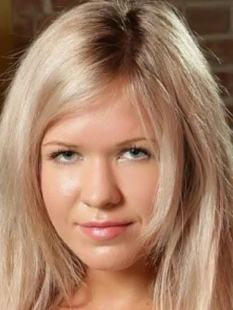 Cristal May Biography: Wiki, Age, Career, Height, Weight, Boyfriend, Net Worth & More